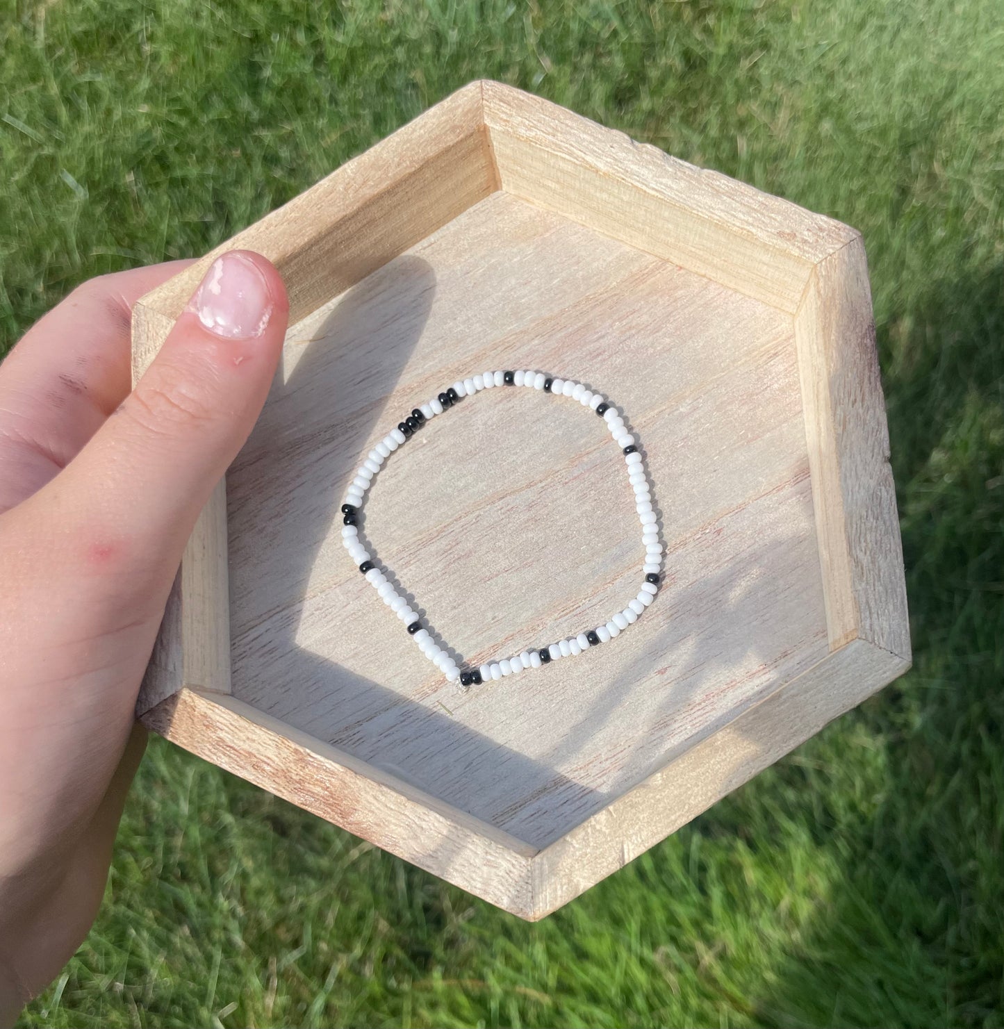 Black and white seed bead bracelet